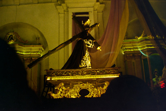 27 Jorge Mena - Kodak Gold 200 por Arca Film Lab (Marzo 2024)