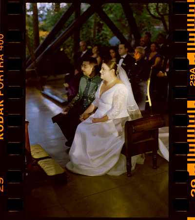 22 Gabby García - Kodak Portra 400 por Arca Film Lab (Marzo 2024)