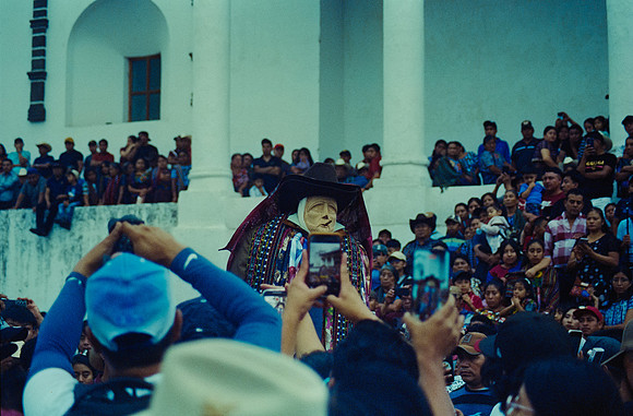 26 Ronald Ottoniel - 800T por Arca Film Lab (Abril 2025) - Rollo 0975