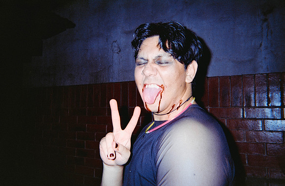 15 Adriana González - Fujifilm 400 por Arca Film Lab (Mayo 2025) - Rollo 1020