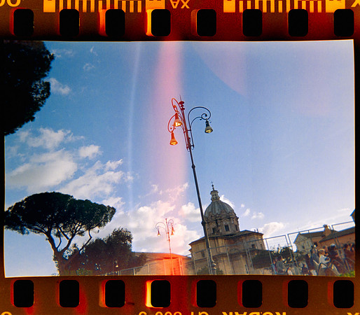 01 Estuardo Preza - Kodak 800 por Arca Film Lab (Marzo 2024)