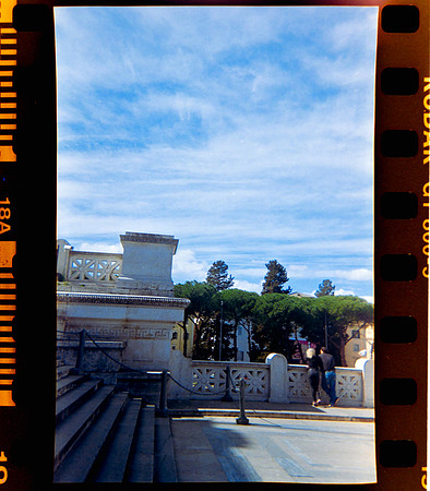 21 Estuardo Preza - Kodak 800 por Arca Film Lab (Marzo 2024)
