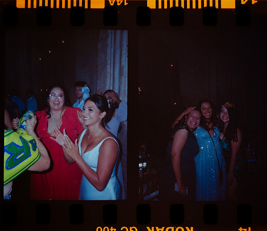16 Isa Valladares - Kodak Ultramax 400 Half Frame por Arca Film Lab (Marzo 2024)