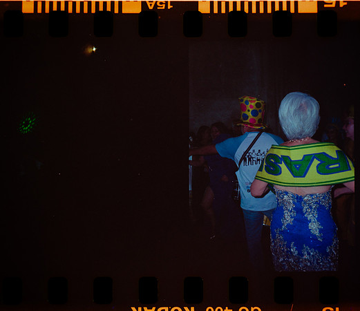 17 Isa Valladares - Kodak Ultramax 400 Half Frame por Arca Film Lab (Marzo 2024)