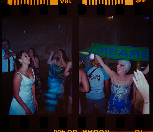 18 Isa Valladares - Kodak Ultramax 400 Half Frame por Arca Film Lab (Marzo 2024)