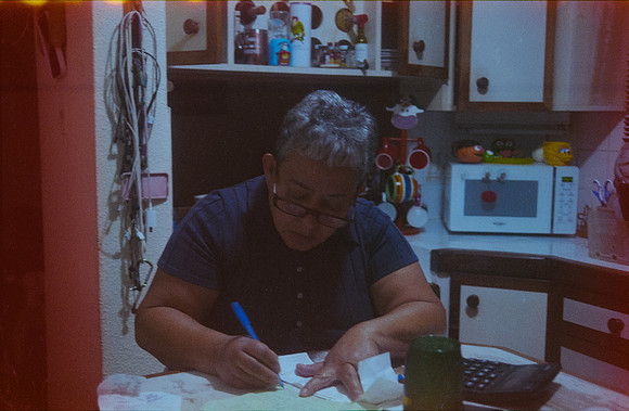04 Nancy Girón - Quickfilm 100 por Arca Film Lab (Marzo 2025) - Rollo 0843
