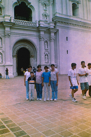 02 Edwin Hernández - Konica Centuria Super 400 por Arca Film Lab (Febrero 2025) - Rollo 0010