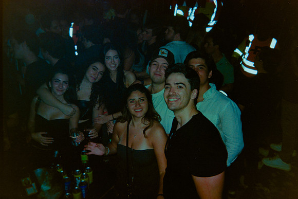 11 Steven Bickford - Fujifilm X-TRA 400 #1 por Arca Film Lab (Abril 2024)