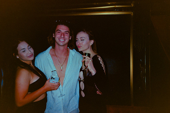 09 Steven Bickford - Fujifilm X-TRA 400 #2 por Arca Film Lab (Abril 2024)