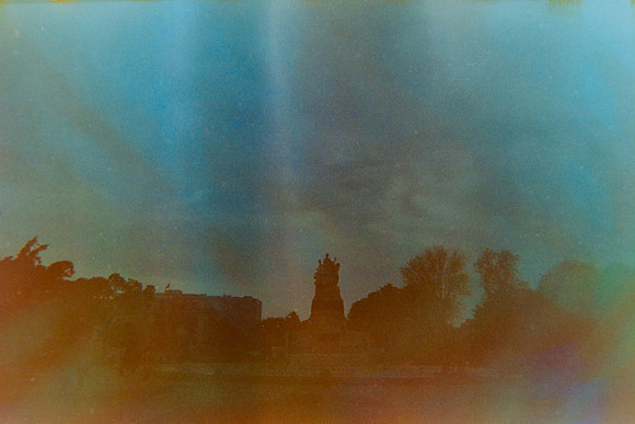 01 Josué de León - Fujifilm Superia Xtra 400 por Arca Film Lab (Abril 2024)