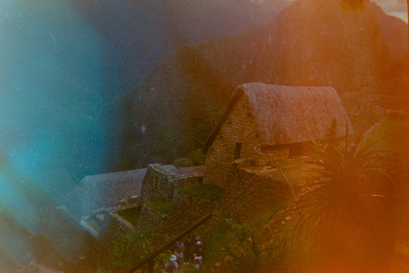 14 Josué de León - Fujifilm Superia Xtra 400 por Arca Film Lab (Abril 2024)