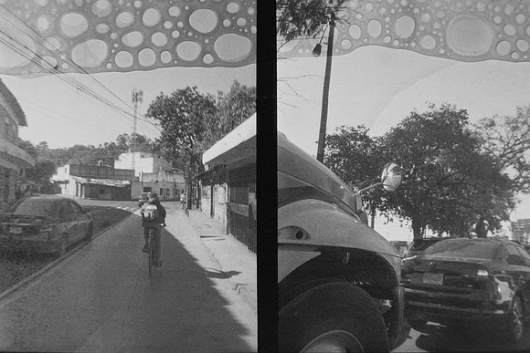 26 Chango - Ilford HP5 Plus 400 Half Frame por Arca Film Lab (Abril 2024)