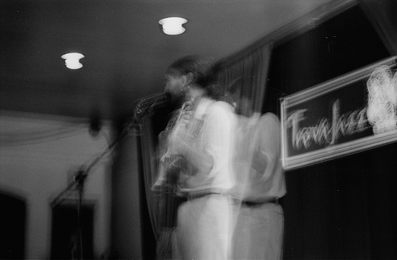 16 Diana Roca - Fujifilm Acros 100 II por Arca Film Lab (Mayo 2025) - Rollo 1050