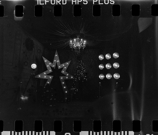 02 Carlos León - Ilford HP5 Plus 400 por Arca Film Lab (Abril 2024)