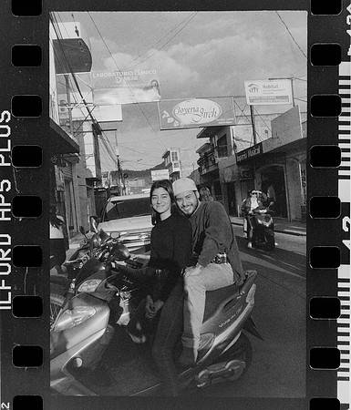 14 Carlos León - Ilford HP5 Plus 400 por Arca Film Lab (Abril 2024)