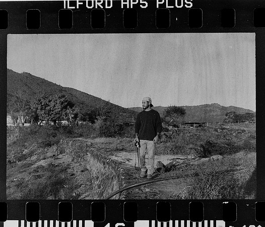 18 Carlos León - Ilford HP5 Plus 400 por Arca Film Lab (Abril 2024)