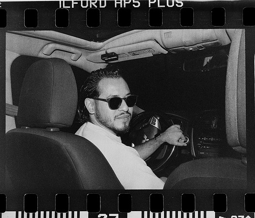 29 Carlos León - Ilford HP5 Plus 400 por Arca Film Lab (Abril 2024)