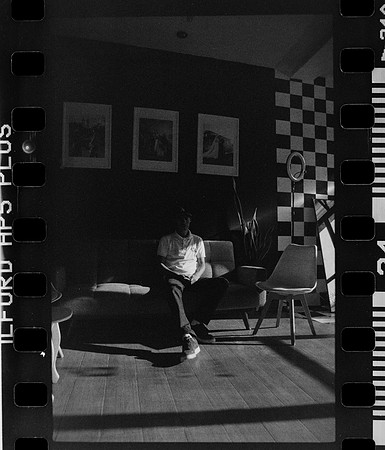 35 Carlos León - Ilford HP5 Plus 400 por Arca Film Lab (Abril 2024)