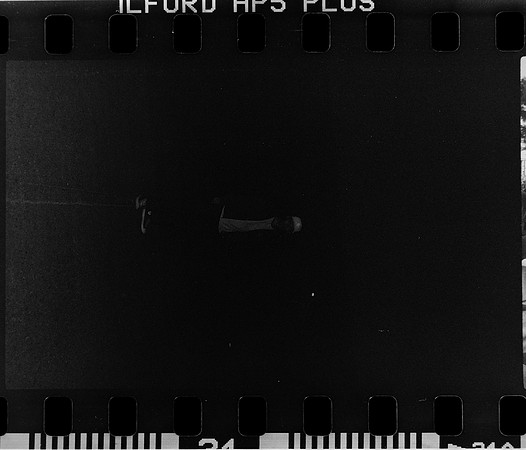 32 Carlos León - Ilford HP5 Plus 400 por Arca Film Lab (Abril 2024)