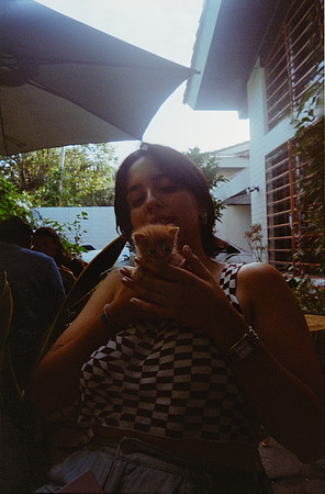 04 Natalia Mendoza - Fujifilm 400 por Arca Film Lab (Noviembre 2024) - Rollo 0489