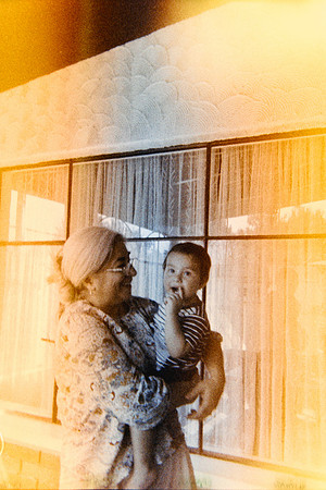 01 Ernestina - Retocolor Glow 400 por Arca Film Lab (Abril 2024)