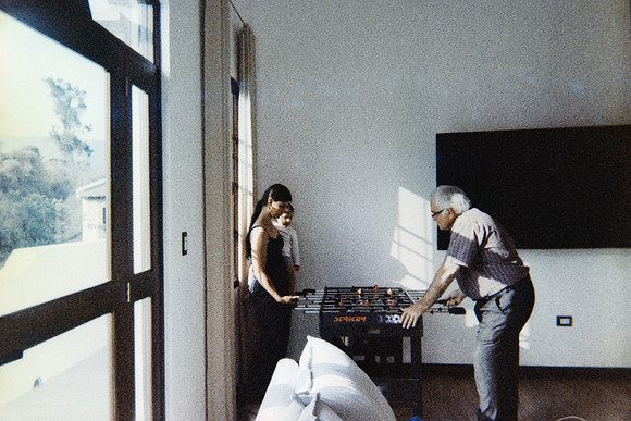 10 Ernestina - Retocolor Glow 400 por Arca Film Lab (Abril 2024)