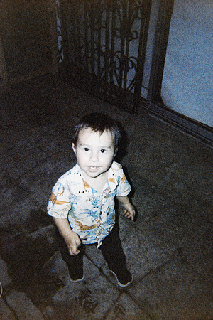 33 Ernestina - Retocolor Glow 400 por Arca Film Lab (Abril 2024)