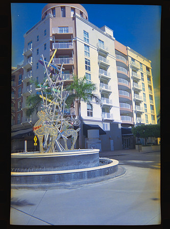 20 Carlos León - Kodak 800 27 Fun Saver por Arca Film Lab (Abril 2024)
