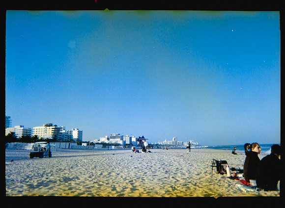 03 Carlos León - Fujifilm 400 #1 por Arca Film Lab (Abril 2024)