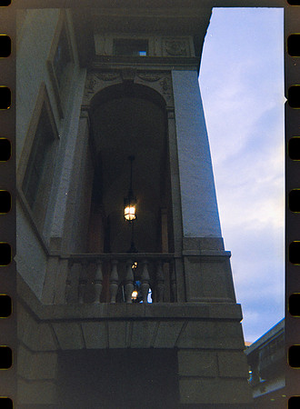 06 Carlos León - Fujifilm 400 #2 por Arca Film Lab (Abril 2024)