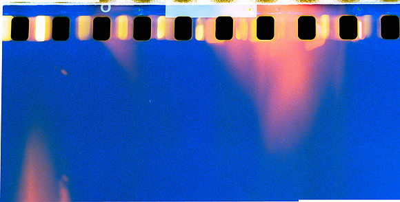 01 Carlos León - Kodak Gold 200 Half Frame por Arca Film Lab (Abril 2024)