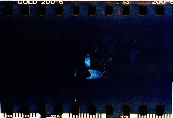 11 Carlos León - Kodak Gold 200 Half Frame por Arca Film Lab (Abril 2024)