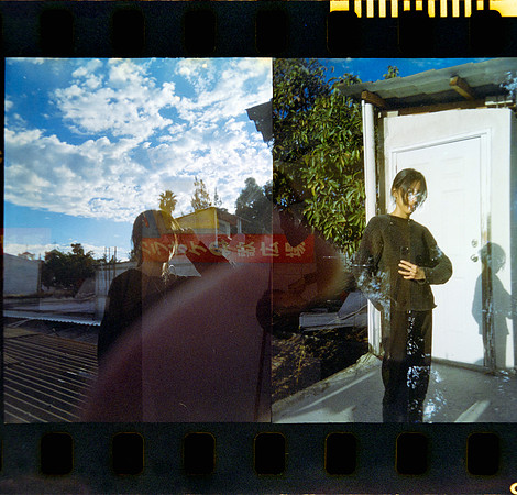 19 Carlos León - Kodak Gold 200 Half Frame por Arca Film Lab (Abril 2024)