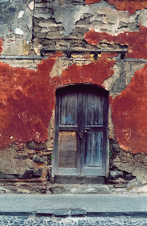 14 Alejandro Anzueto - Reflx Lab 400D por Arca Film Lab (Julio 2024) - Rollo 0151