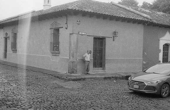 18 Iván Ortíz - Fortepan 100 por Arca Film Lab (Diciembre 2024) - Rollo 0527