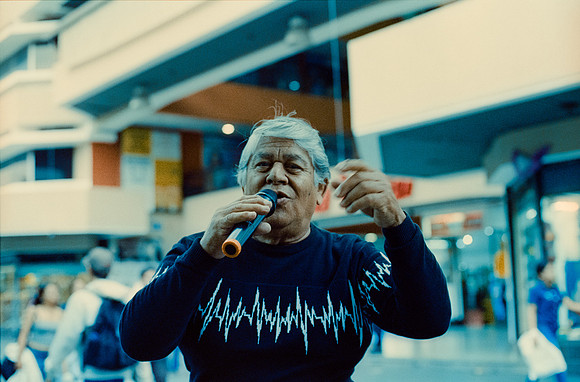 25 Elliot Morales - Cinestill 800T por Arca Film Lab (Mayo 2025) - Rollo 1001