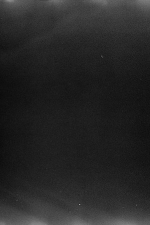 14 María Fernanda Santizo  - B&W Kodak Portra 400 con Rayos X por Arca Film Lab (Abril 2024)