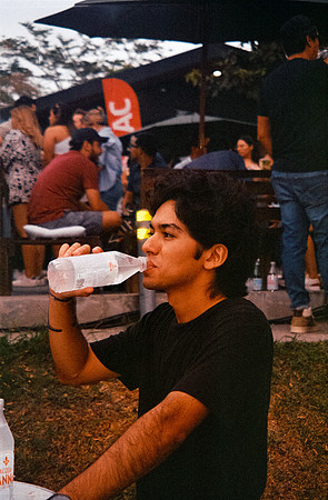 32 Mauricio Salguero - Kodak ProImage 100 por Arca Film Lab (Septiembre 2024) - Rollo 0354
