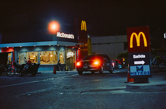 21 Elliot Morales - Cinestill 800T por Arca Film Lab (Abril 2025) - Rollo 0980