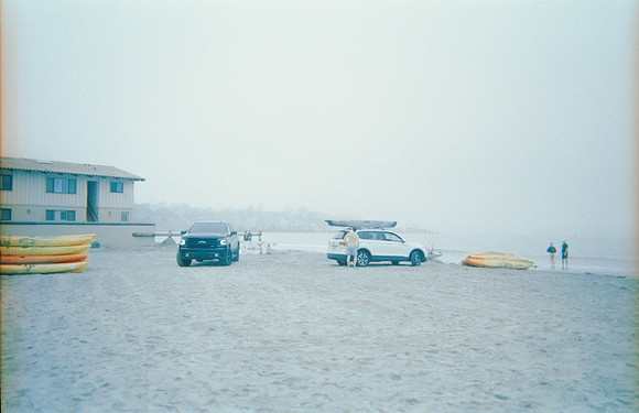 27 Mauricio Salguero - Fujifilm 800 por Arca Film Lab (Diciembre 2024) - Rollo 0494