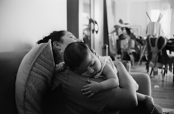 32 Diana Roca - Fujifilm Acros 100 II por Arca Film Lab (Mayo 2025) - Rollo 1050