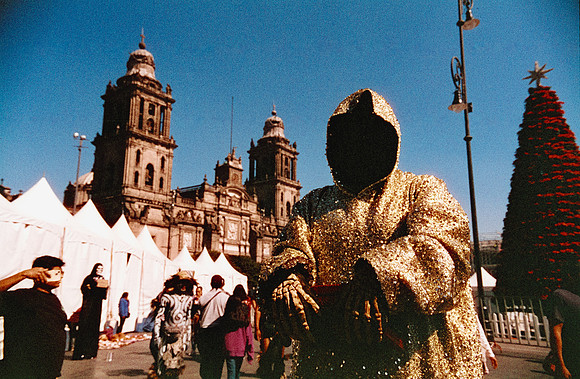 36 Elliot Morales - Harman Phoenix 200 por Arca Film Lab (Diciembre 2024) - Rollo 0556