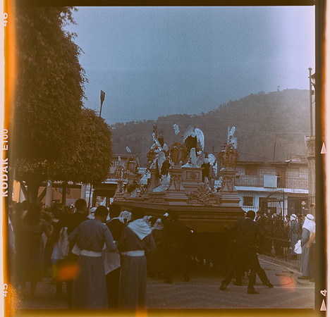 04 Ronald Ottoniel - Kodak Ektachrome 100 por Arca Film Lab (Abril 2025) - Rollo 0870