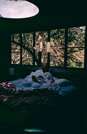 17 Jazmine Sousa - Cinestill 400D por Arca Film Lab (Febrero 2025) - Rollo 0866