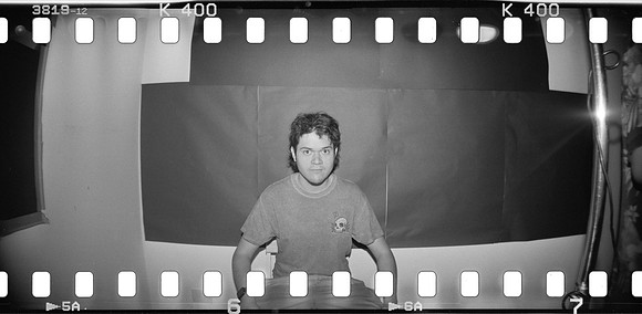 02 Mauricio Salguero - Kentmere Pan 400 por Arca Film Lab (Junio 2025) - Rollo 1132