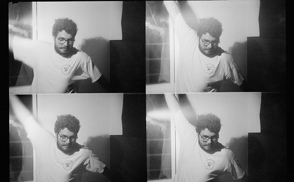 18 Natalia Mendoza - Kentmere Pan 400 por Arca Film Lab (Junio 2025) - Rollo 1127