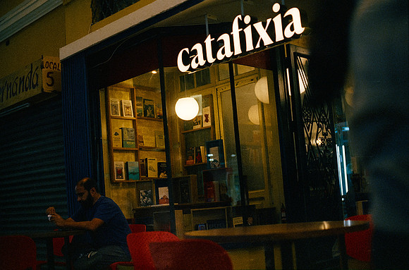 05 Elliot Morales - Kodak Vision 3 500T por Arca Film Lab (Abril 2025) - Rollo 0962
