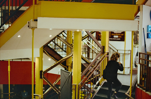 06 Elliot Morales - Kodak Gold 200 por Arca Film Lab (Febrero 2025) - Rollo 0785