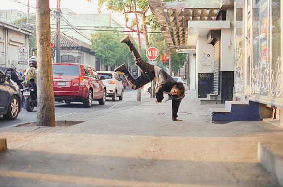 09 Elliot Morales - Reflx Lab 200T por Arca Film Lab (Mayo 2025) - Rollo 1087