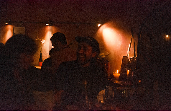 22 Andrés Molina - Kodak Vision 250D por Arca Film Lab (Octubre 2024) - Rollo 0411